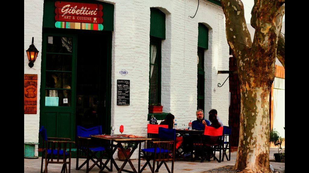 Colonia (22)