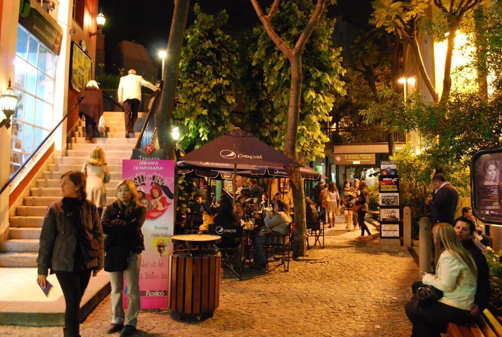 Paseo_La_Plaza_2