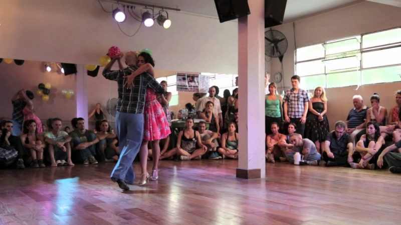 aulas-de-tango-dni onde-aprender-a-dançar-tango
