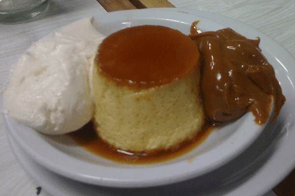 Doces_argentinos_flan_mixto Doces_argentinos_flan_mixto