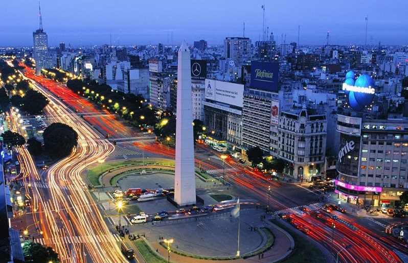 obelisco-center-of-buenos-aires-2a2fb63ef5faadcc16f16807de4e543c