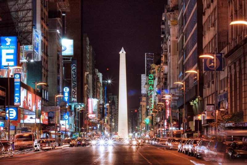 Avenida-Corrientes-em-Buenos-Aires