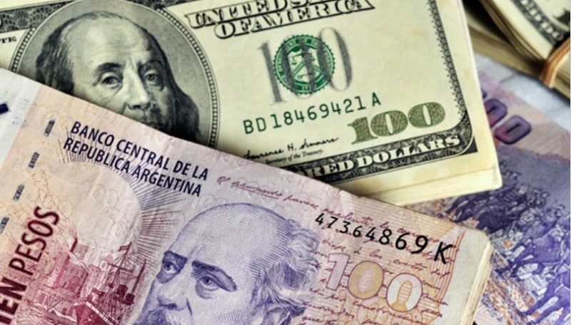 pesos-versus-dolares dolar-turismo