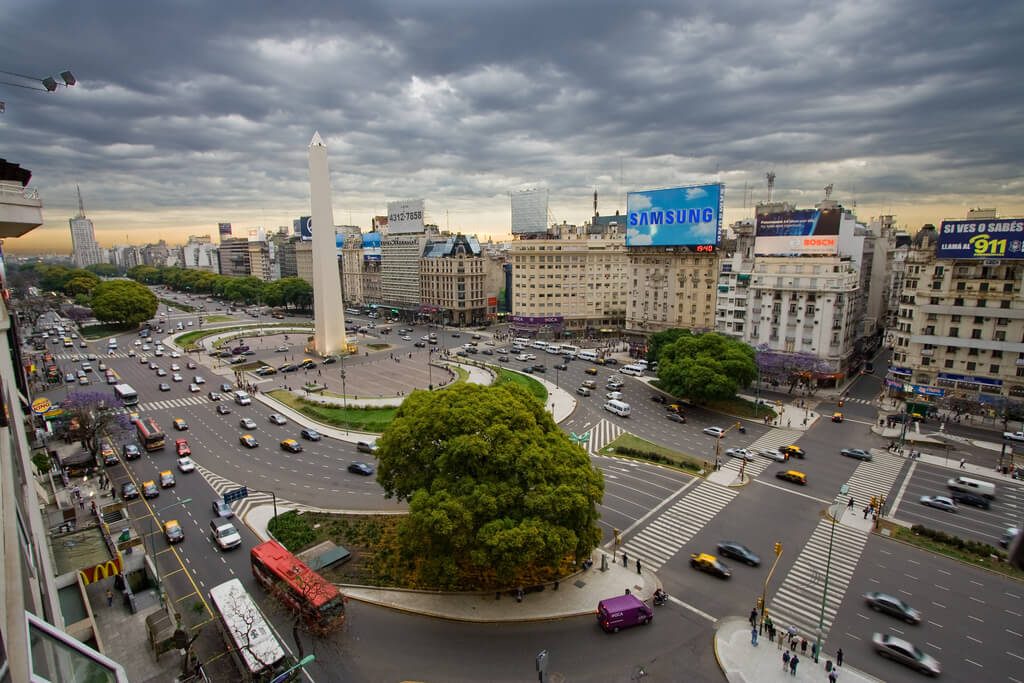 prédios-arquitetônicos-de-Buenos-Aires-Obelisco como se locomover em buenos aires