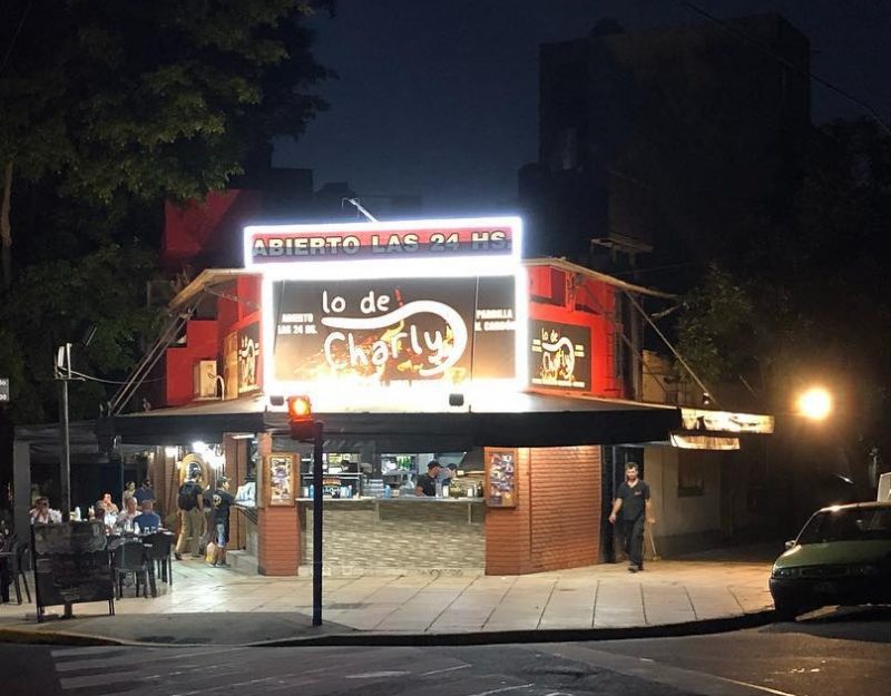 cafés-e-bares-24-horas-de-Buenos-Airesbar_lo-de-charly cafés-e-bares-24-horas-de-Buenos-Airesbar_lo-de-charly