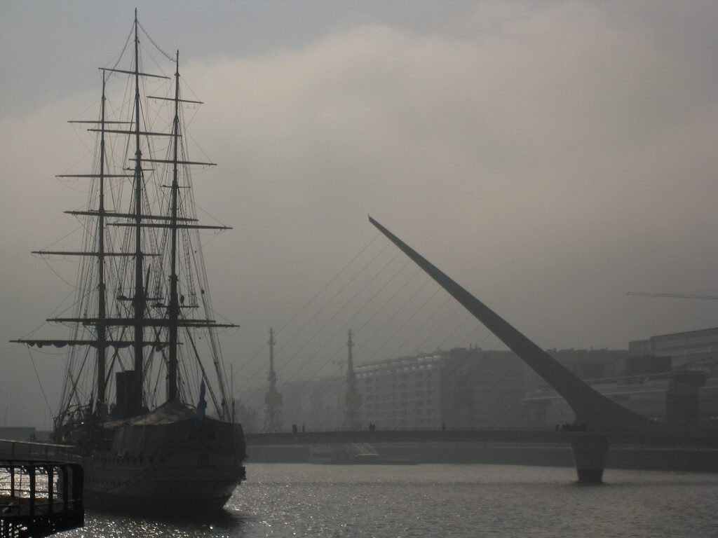 Puente_de_la_muljer_san_telmo (4)