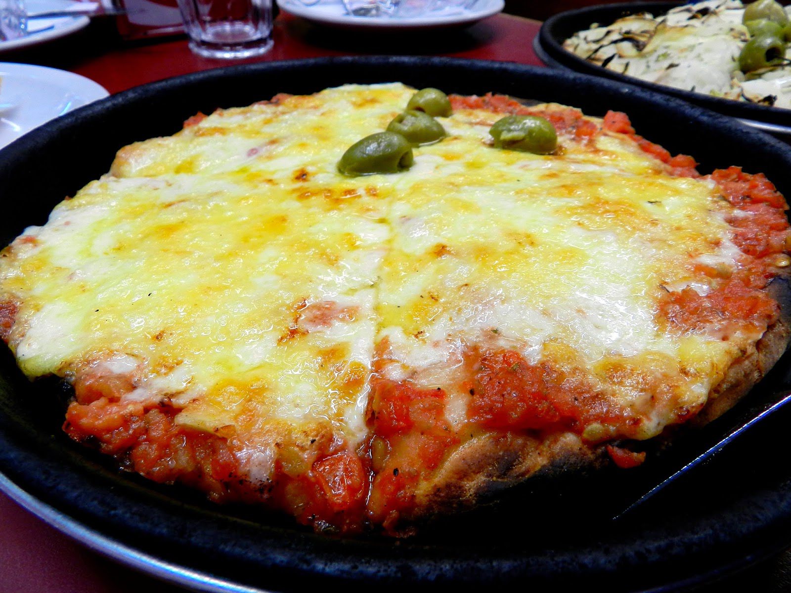 PIZZA