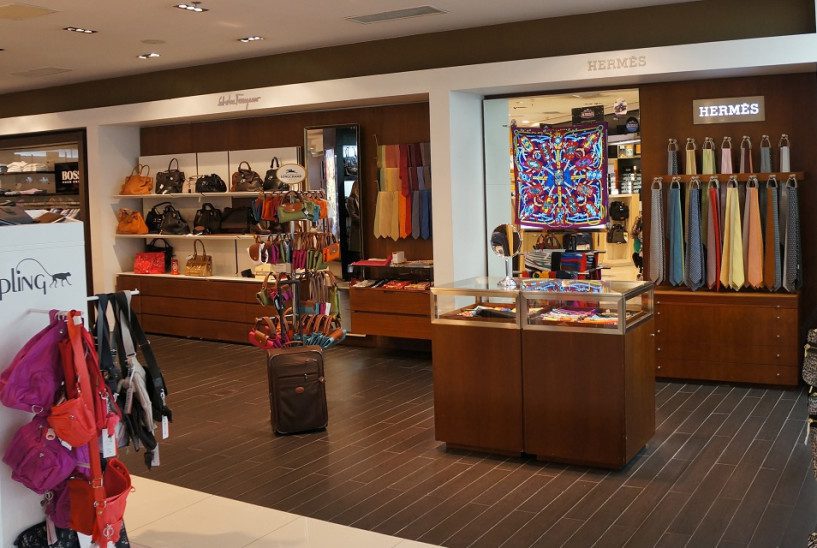 free_shop_de_buenos_aires_aeroparque_03_por_dentro_da_moda-e1491786732370