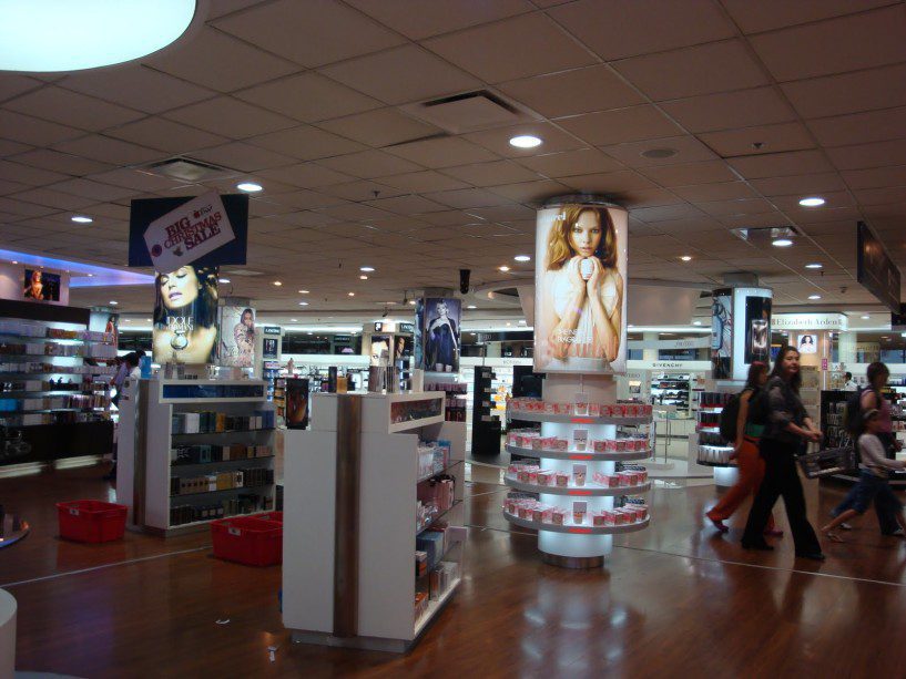 free_shop_de_buenos_aires_ezeiza_fotos_e_destinos-e1491786085173
