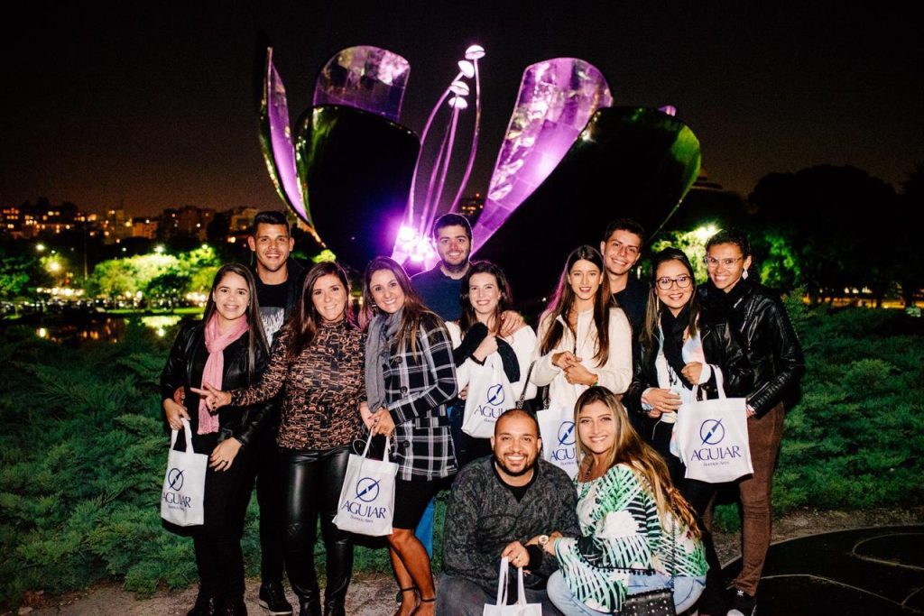 Tours com guia brasileiro