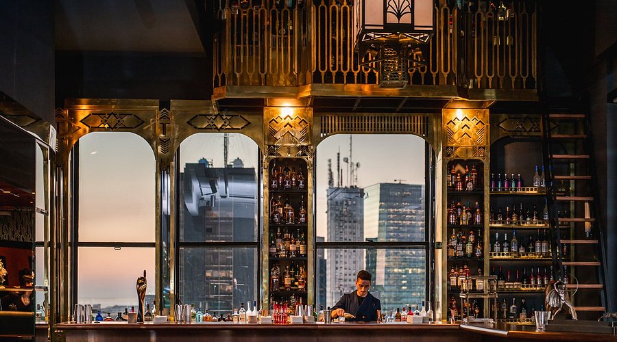 trade-sky-bar
